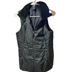 Champions Black Quilted Vest with Soft Collar and Insulation